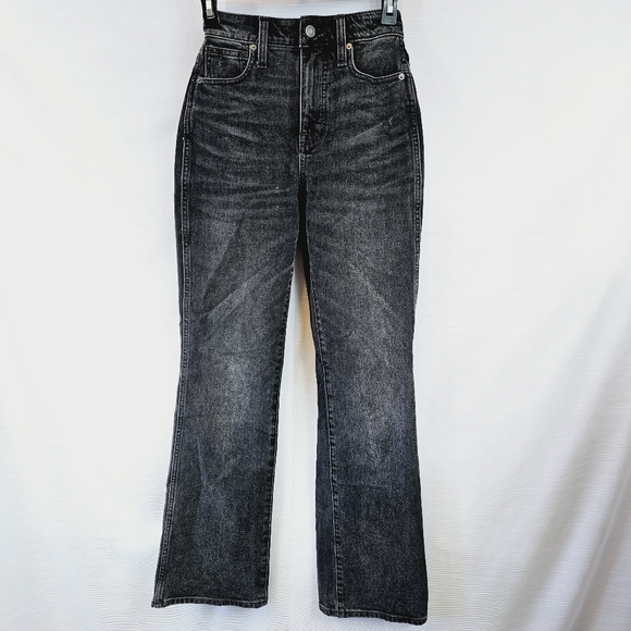 Madewell Women's Boot Cut Jeans in Black - Picture 4 of 14